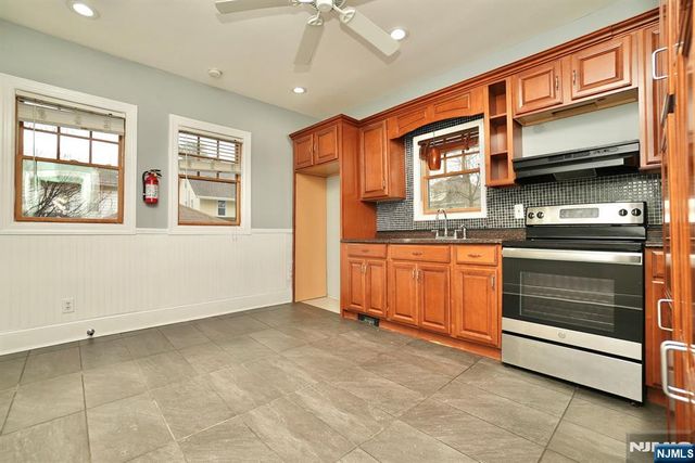 81 Berkeley Avenue, Bloomfield, NJ 07003