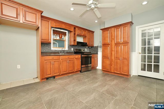 81 Berkeley Avenue, Bloomfield, NJ 07003