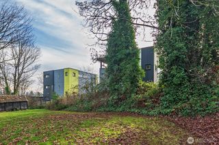47 xx Mount View Drive S, Seattle, WA 98108