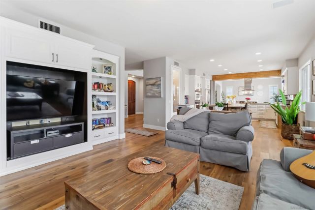 11325 Ravensthorpe Way, San Diego, CA 92131