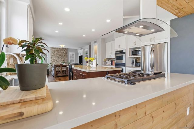11325 Ravensthorpe Way, San Diego, CA 92131
