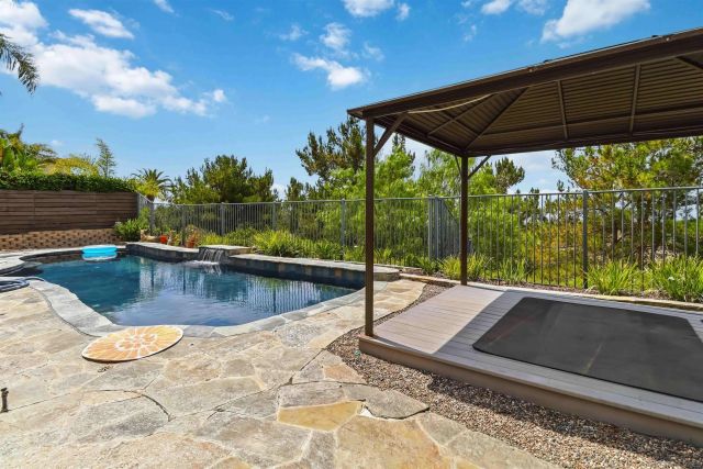 11325 Ravensthorpe Way, San Diego, CA 92131