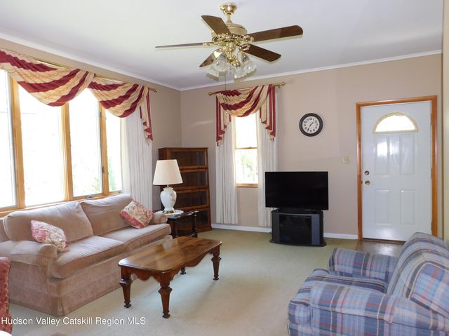 81 Sportsman Road, Napanoch, NY 12458