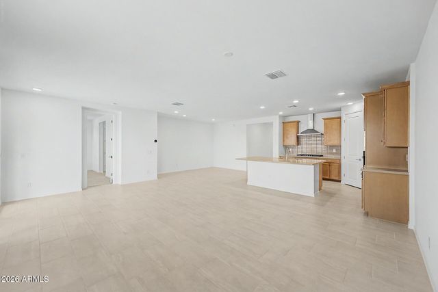 19416 W LOMA Lane, Waddell, AZ 85355