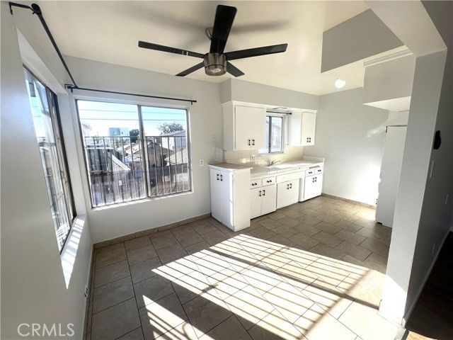 620 W 82nd Street 9, Los Angeles, CA 90044