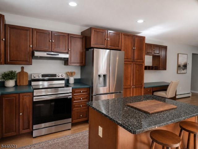 3 Thomas Dr, Independence Twp., NJ 07840