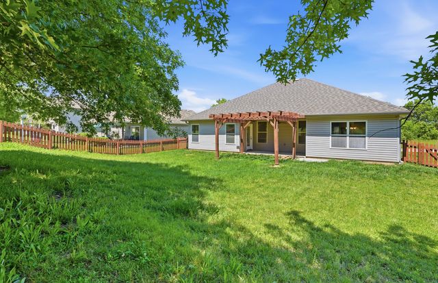 306 CORCORAN DR, Columbia, MO 65202