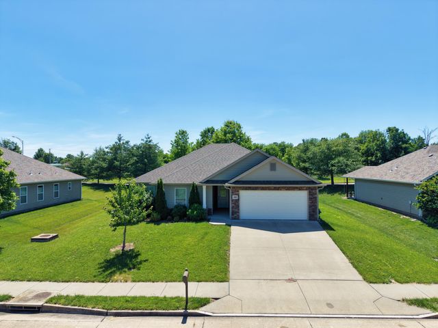 306 CORCORAN DR, Columbia, MO 65202