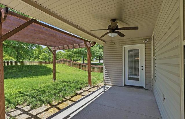306 CORCORAN DR, Columbia, MO 65202