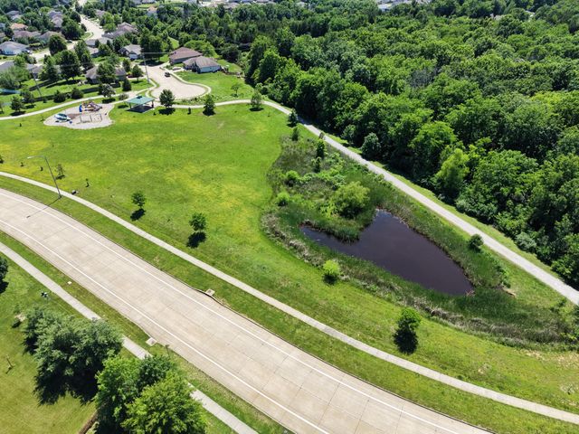 306 CORCORAN DR, Columbia, MO 65202