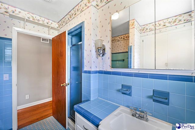 208 Cashua Ferry Rd, Darlington, SC 29532