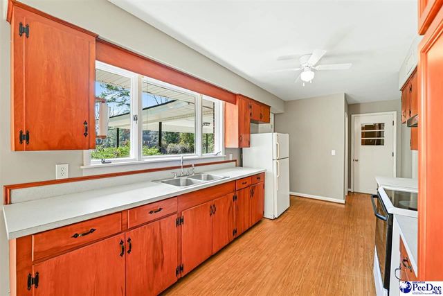 208 Cashua Ferry Rd, Darlington, SC 29532