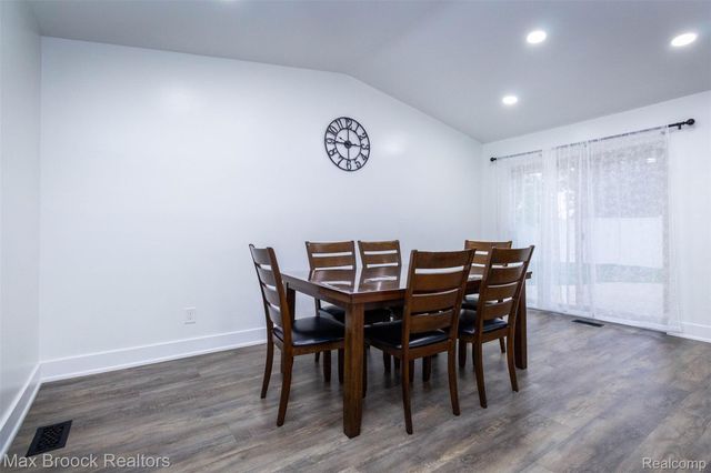 35604 Eastmont Drive, Sterling Heights, MI 48312