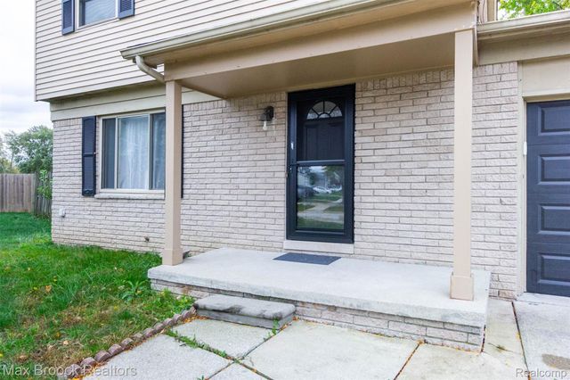35604 Eastmont Drive, Sterling Heights, MI 48312