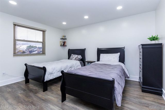 35604 Eastmont Drive, Sterling Heights, MI 48312