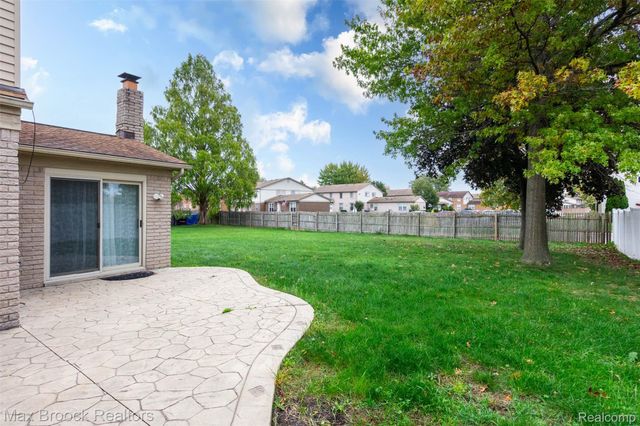 35604 Eastmont Drive, Sterling Heights, MI 48312