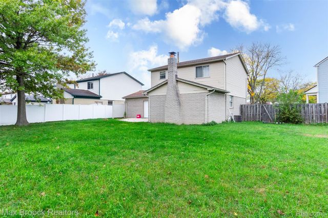 35604 Eastmont Drive, Sterling Heights, MI 48312