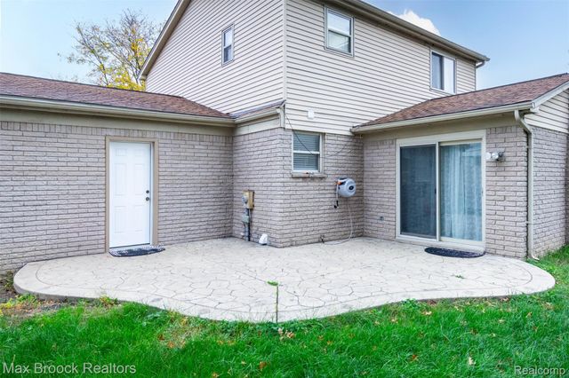 35604 Eastmont Drive, Sterling Heights, MI 48312