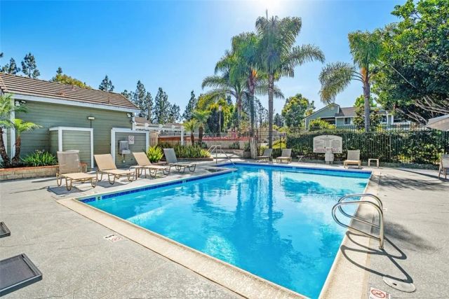 40 Hollyhock, Aliso Viejo, CA 92656