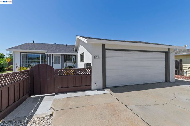 7995 Peachtree Ave, Newark, CA 94560