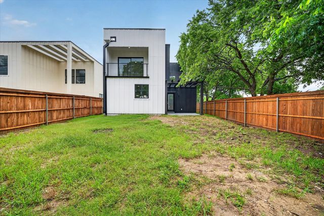 119 Rolston Road, Irving, TX 75060