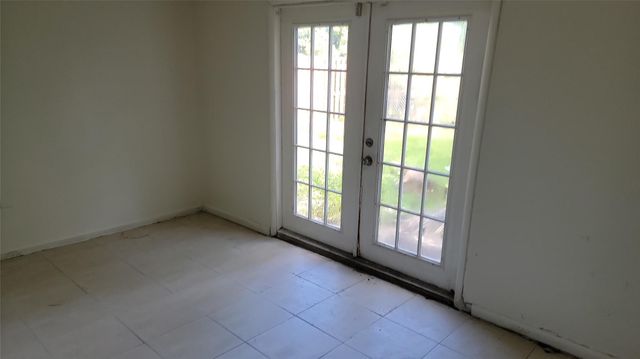 609 SW 79th Terrace, North Lauderdale, FL 33068