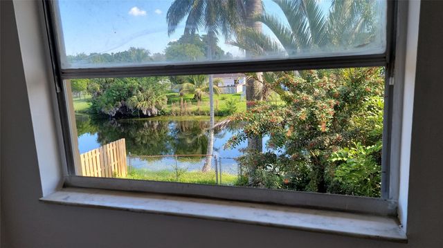 609 SW 79th Terrace, North Lauderdale, FL 33068