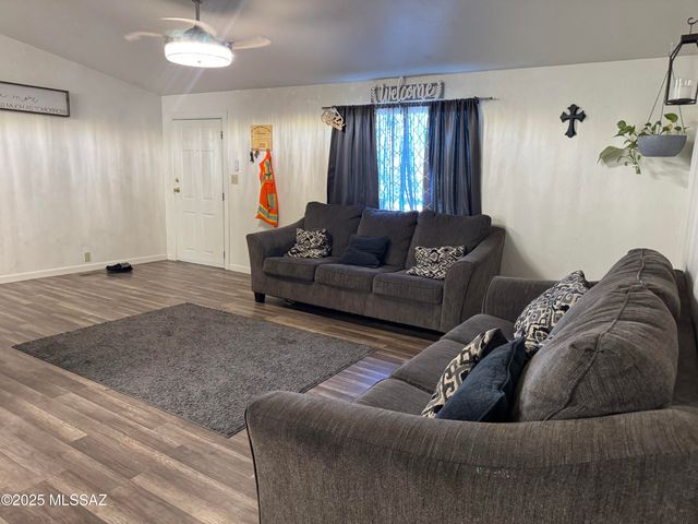 266 S 350 E, Pima, AZ 85543