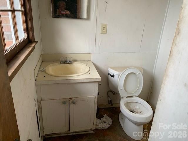 709 WOODCOCK Drive LO: 14 BL:2, Hendersonville, NC 28792