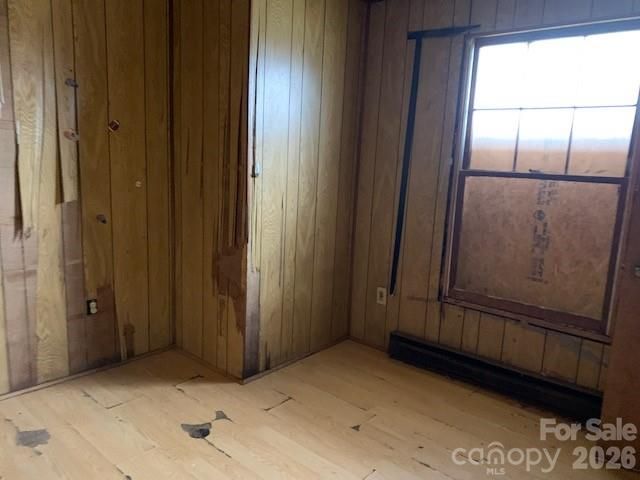 709 WOODCOCK Drive LO: 14 BL:2, Hendersonville, NC 28792