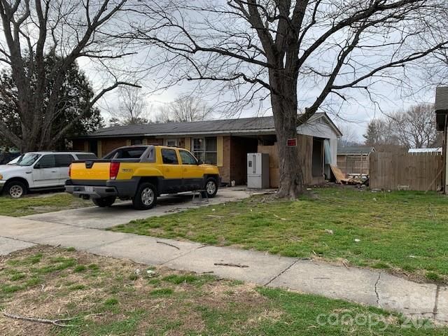 709 WOODCOCK Drive LO: 14 BL:2, Hendersonville, NC 28792