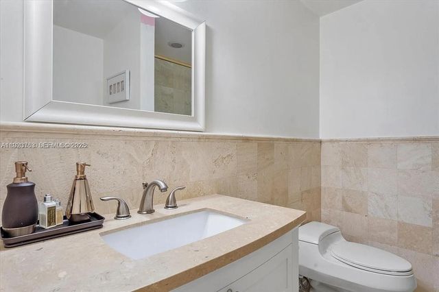 800 SW 12th, Fort Lauderdale, FL 33312