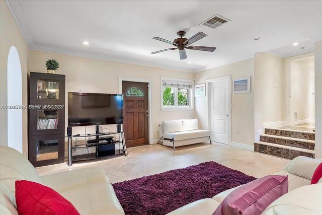 800 SW 12th, Fort Lauderdale, FL 33312