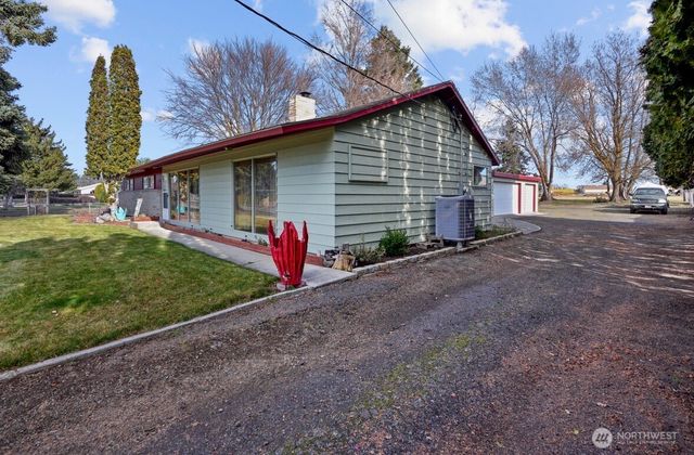 4059 NE Dunn Street, Moses Lake, WA 98837