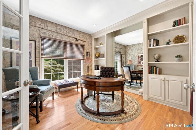 4 Whitewood Road, Newtown, CT 06470