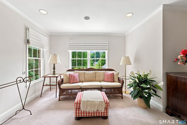 4 Whitewood Road, Newtown, CT 06470