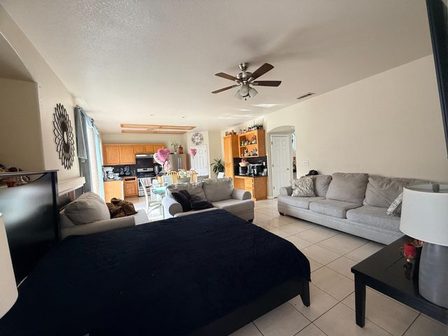 2036 Picasso Way, Stockton, CA 95206