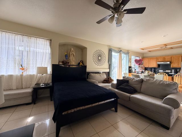 2036 Picasso Way, Stockton, CA 95206