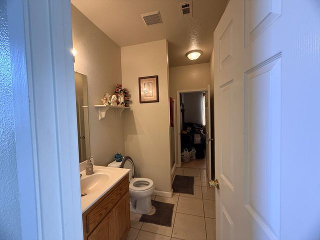 2036 Picasso Way, Stockton, CA 95206