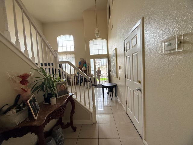 2036 Picasso Way, Stockton, CA 95206