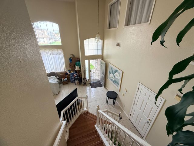 2036 Picasso Way, Stockton, CA 95206