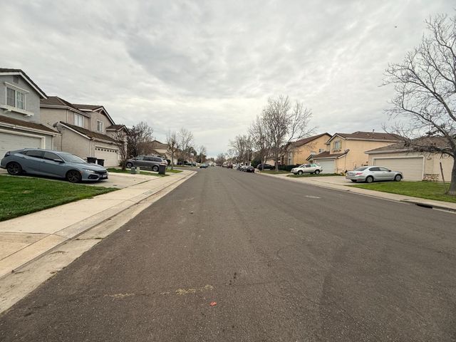 2036 Picasso Way, Stockton, CA 95206