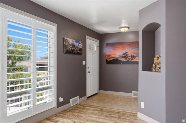 4895 BEN LOMOND AVE, South Ogden, UT 84403