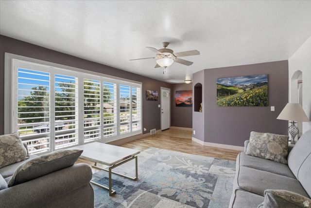 4895 BEN LOMOND AVE, South Ogden, UT 84403