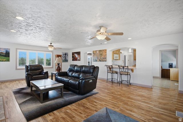 4895 BEN LOMOND AVE, South Ogden, UT 84403