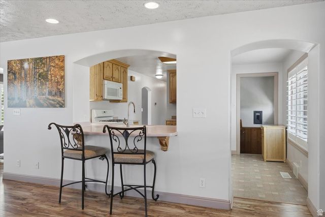 4895 BEN LOMOND AVE, South Ogden, UT 84403