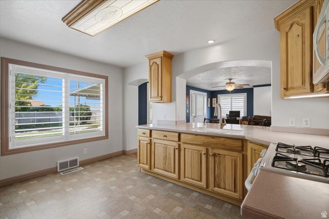 4895 BEN LOMOND AVE, South Ogden, UT 84403