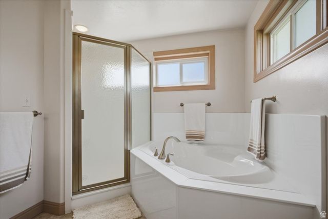 4895 BEN LOMOND AVE, South Ogden, UT 84403