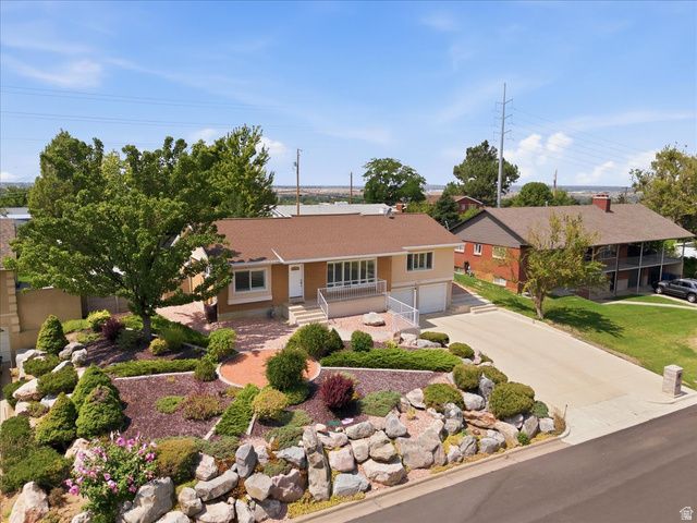 4895 BEN LOMOND AVE, South Ogden, UT 84403
