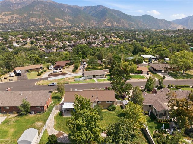 4895 BEN LOMOND AVE, South Ogden, UT 84403
